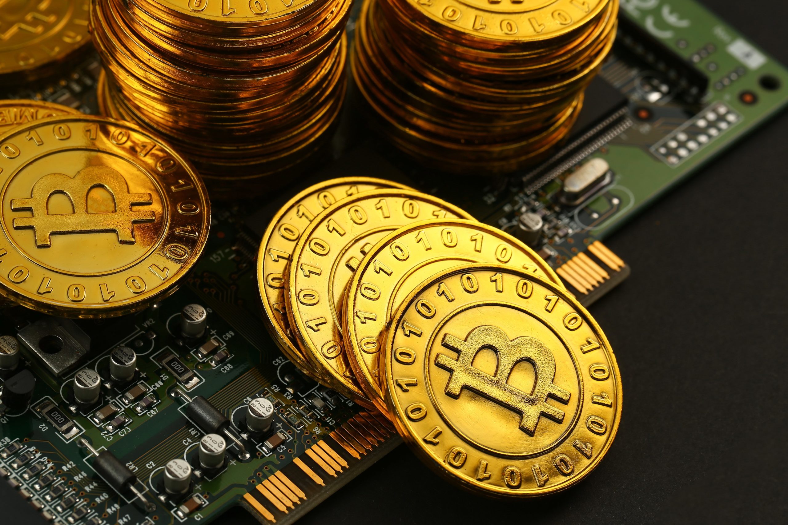 Bitcoin BTC Fiyatı 10 Bin Doların Üzerine Çıkabilir scaled