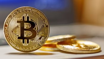 Bitcoin aylik direnci gecerse 10000 dolar seviyesine yukselir