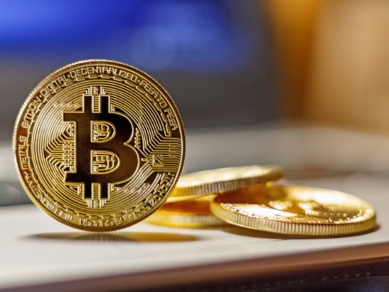 Bitcoin aylik direnci gecerse 10000 dolar seviyesine yukselir