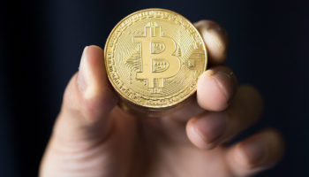 Bitcoin Sahibi Kim Kim Kontrol Ediyor