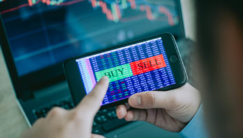 Artik Kripto Para ile Tesla Apple Google Hissesi Alabilirsiniz