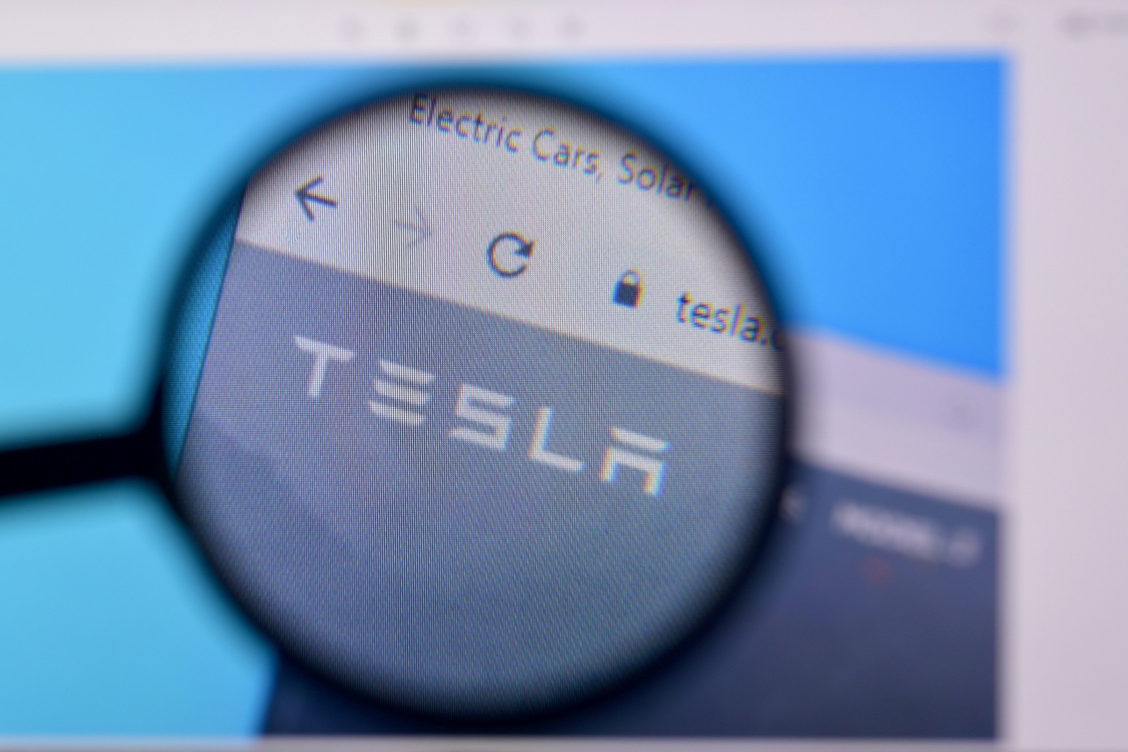 girisimci elon musk 1 gunde 163 milyar dolar kaybetti