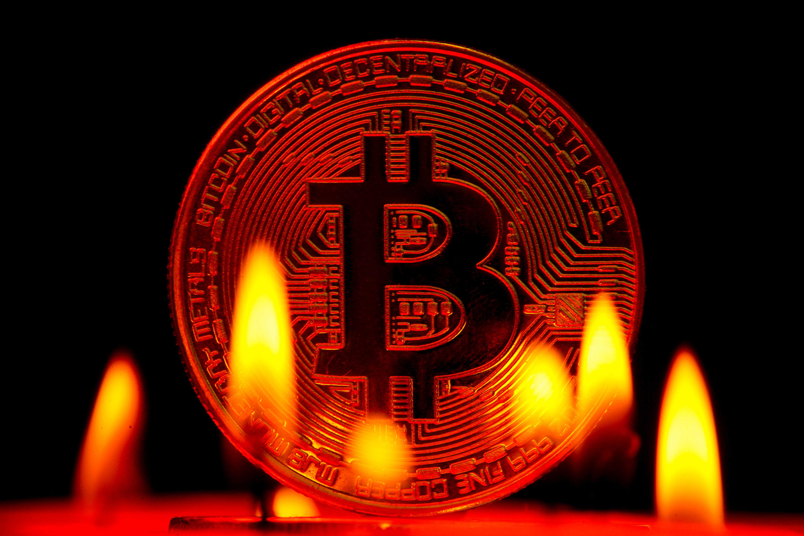 bitcoin btc 30 000 dolari gordu analistler guncel durumu yorumladi