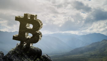 bitcoin btc yeni yila rekorla basladi dot eth xrp ve ltcde durum ne