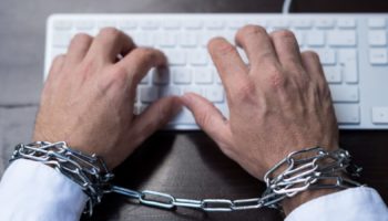 ethereumun kurucusu sansur hakkinda konustu ethereum bu duruma engel olabilir mi