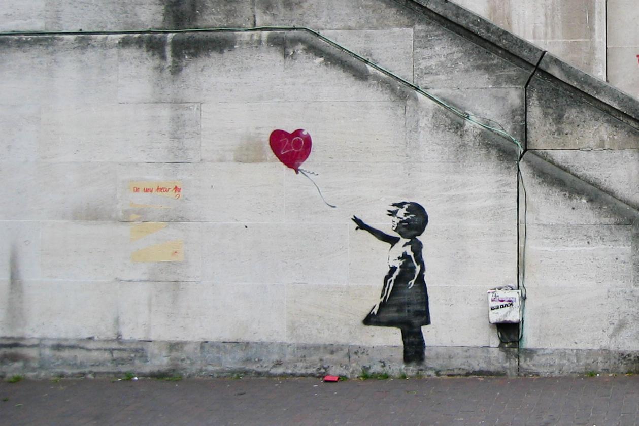 iyikigormusum banksy