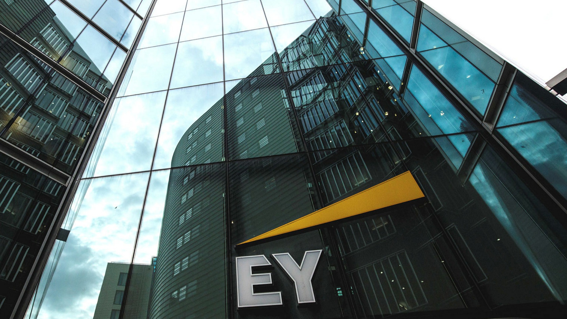 ey