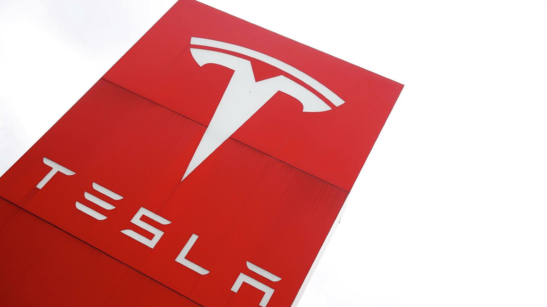 tesla.jpg