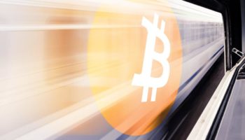 bitcoin 30 000 dolarin altini gordu