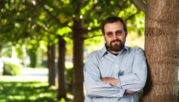 charles hoskinson kimdir ve ne is yapar