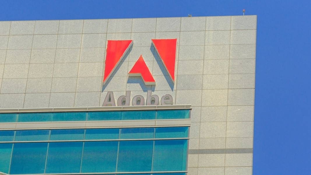 Adobe NFT Girisimlerini Desteklemek Icin Figmayi Satin Alacak