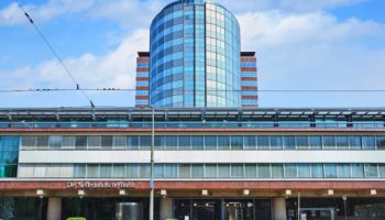 Coinbase Hollandada Duzenleyici Onay Aldi