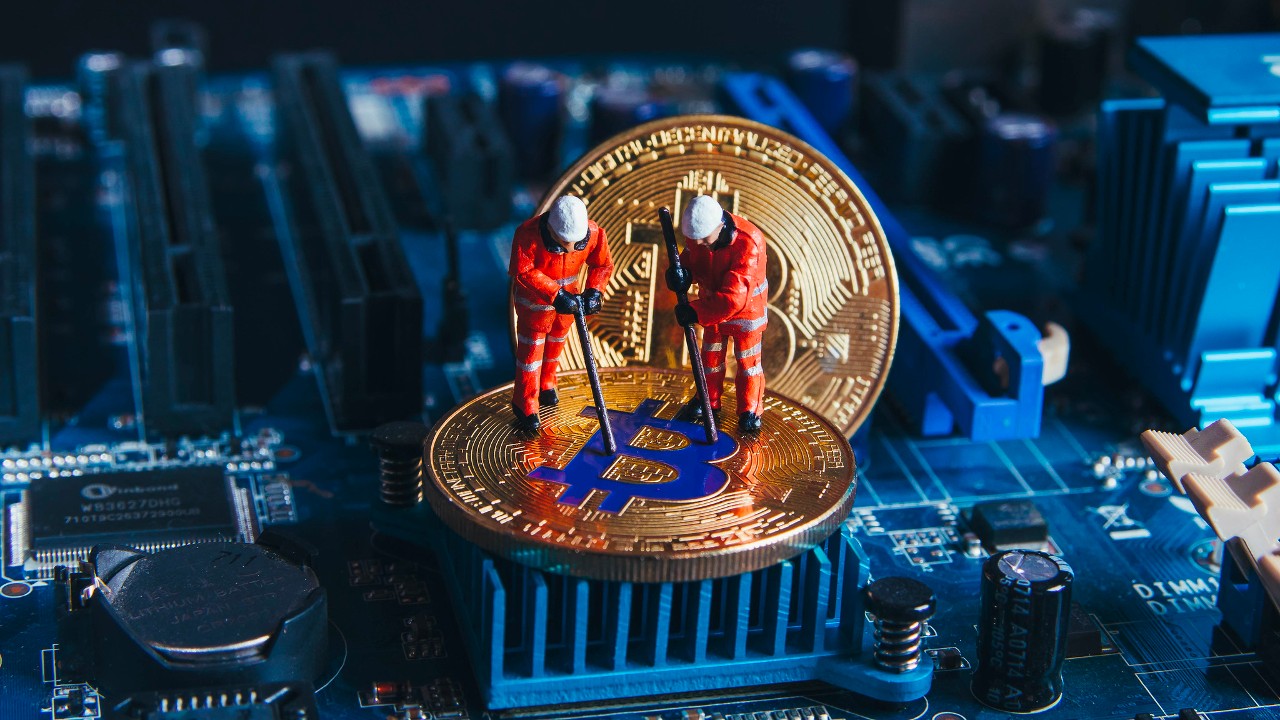 Kazakistan Bitcoin Madenciliginde Zirveye Oynuyor