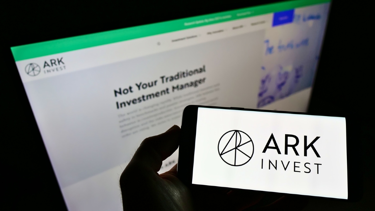 ARK Invest Tesla ve Coinbase Hisselerine Yogunlasti