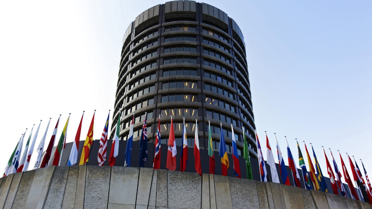 Basel Komitesi Kripto Hamlesi ile Dikkat Cekti