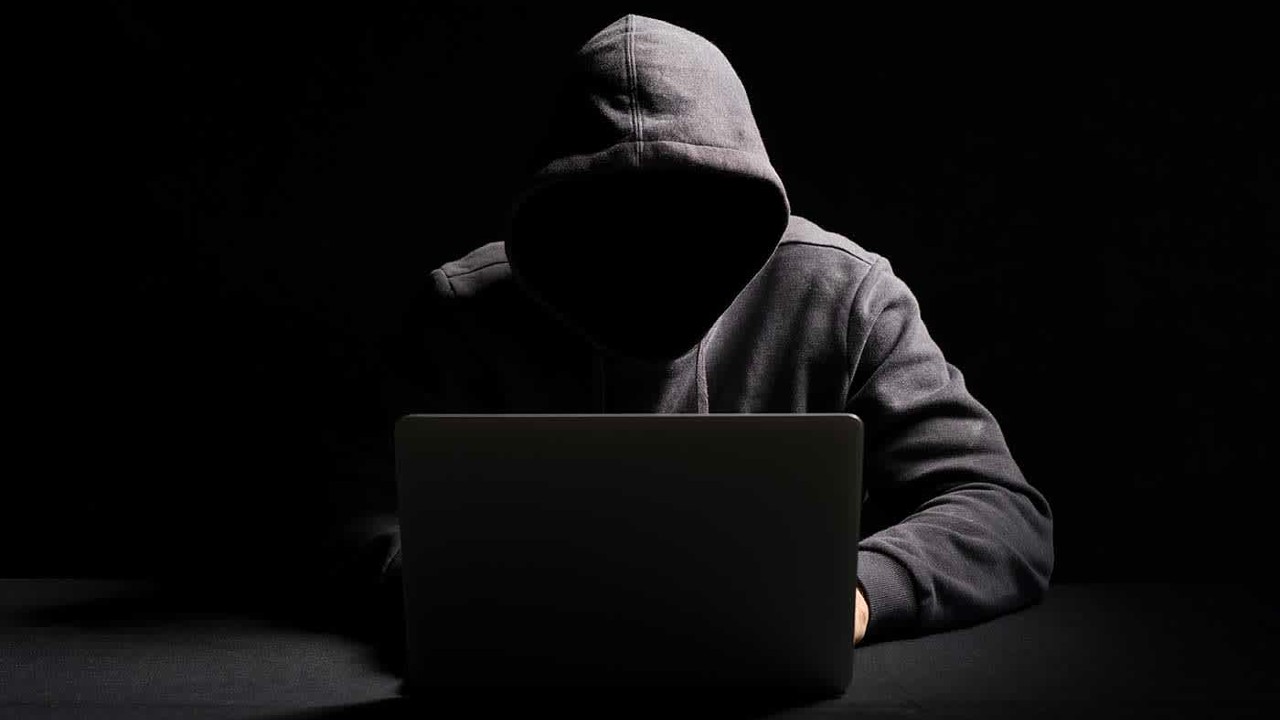 LastPass Hackerlarin Teknik Verileri Caldigini Kabul Etti
