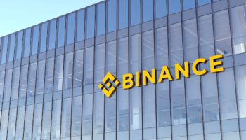Binance Borsa Satin Alimi icin Masaya Oturdu