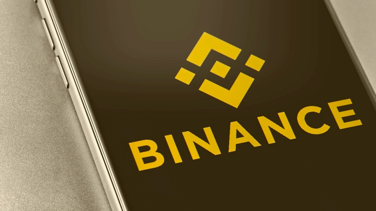 Binance Yasadisi Fon Sorusturmasinda Yetkililere Yardim Etti