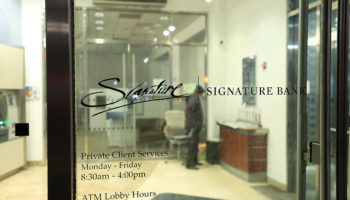 signature bank2