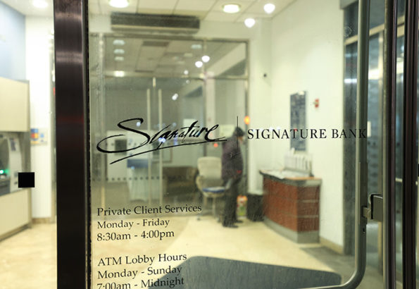 signature bank2